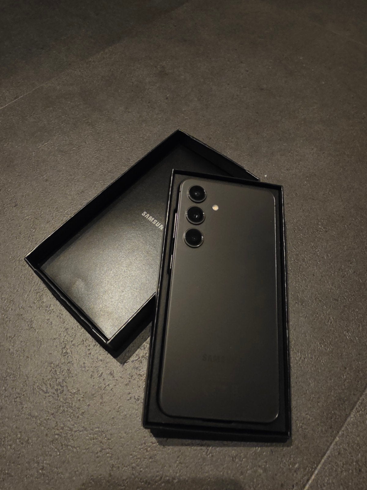 samsung s24 128gb met hoesje en meer, Galaxy S24, Zwart, Ophalen of Verzenden, Zo goed als nieuw