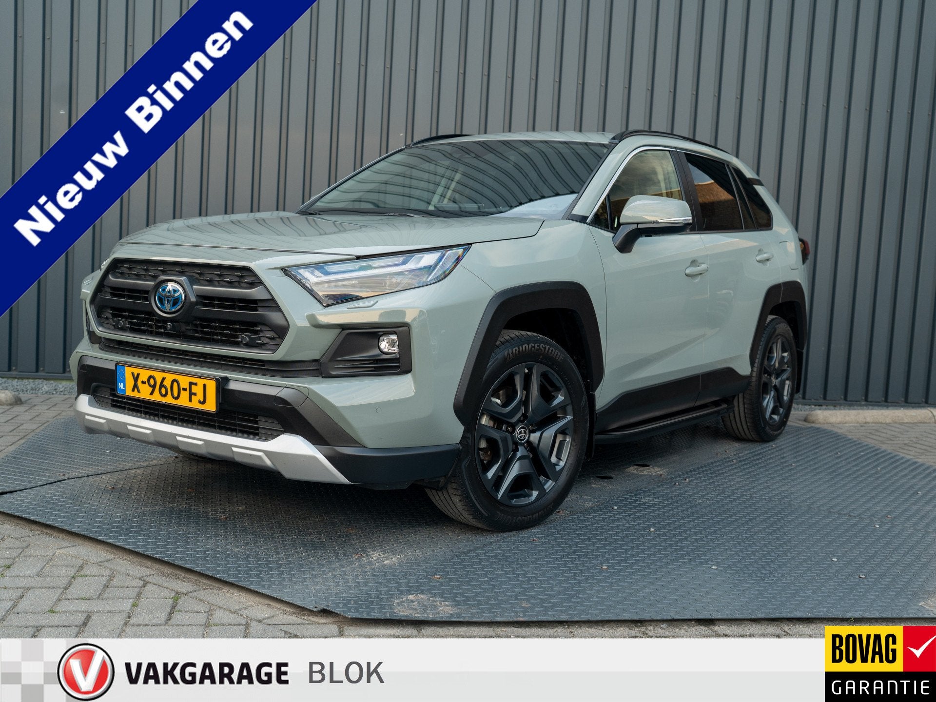Toyota RAV4 2.5 Hybrid AWD ADVENTURE | Bearlock | Trekhaak a, Automaat, 12 maanden, Gebruikt, 4 cilinders