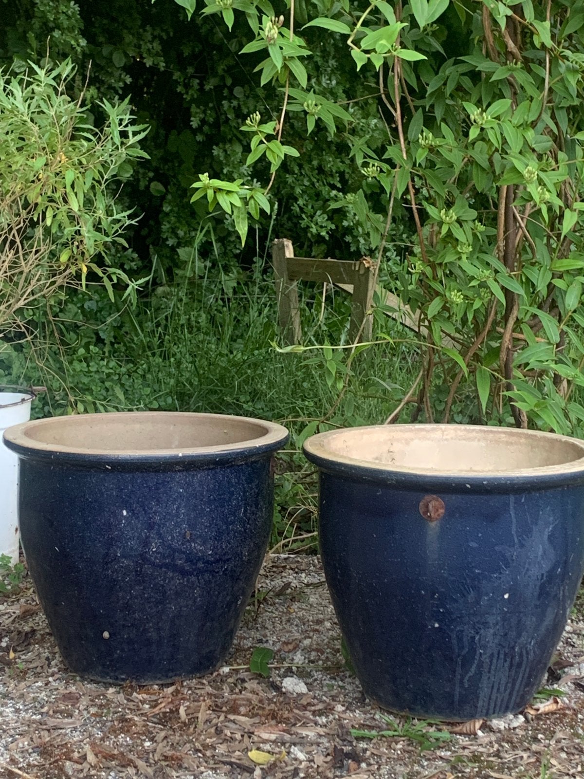 Twee grote geglazuurde bloempotten - terracotta, Tuin en Terras, Bloempotten, Ophalen, Zo goed als nieuw, Rond, Minder dan 40 cm
