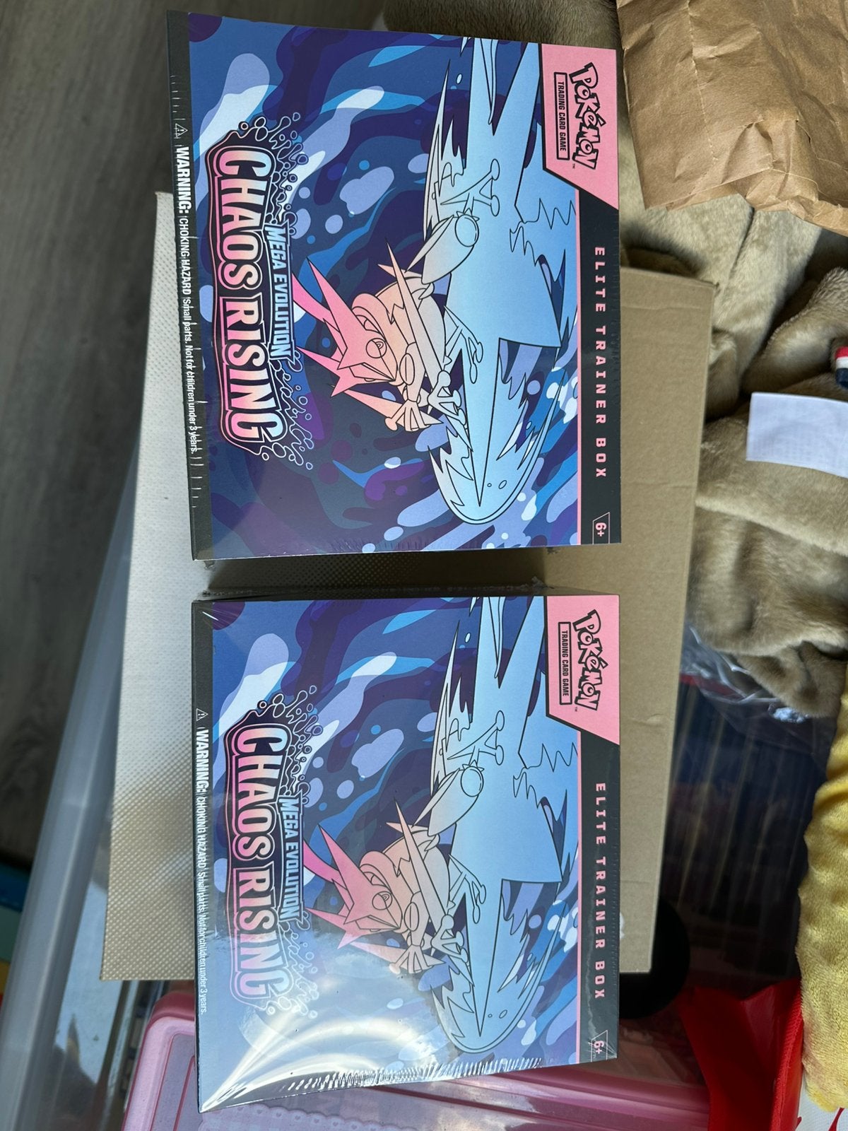 Pokemon TCG Chaos Rising ETB sealed 2*, Ophalen of Verzenden, Nieuw