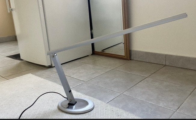Moderne zilverkleurige LED nagel/ bureaulamp, verstelbaar, Gebruikt, Zilver, Modern, Verstelbaar
