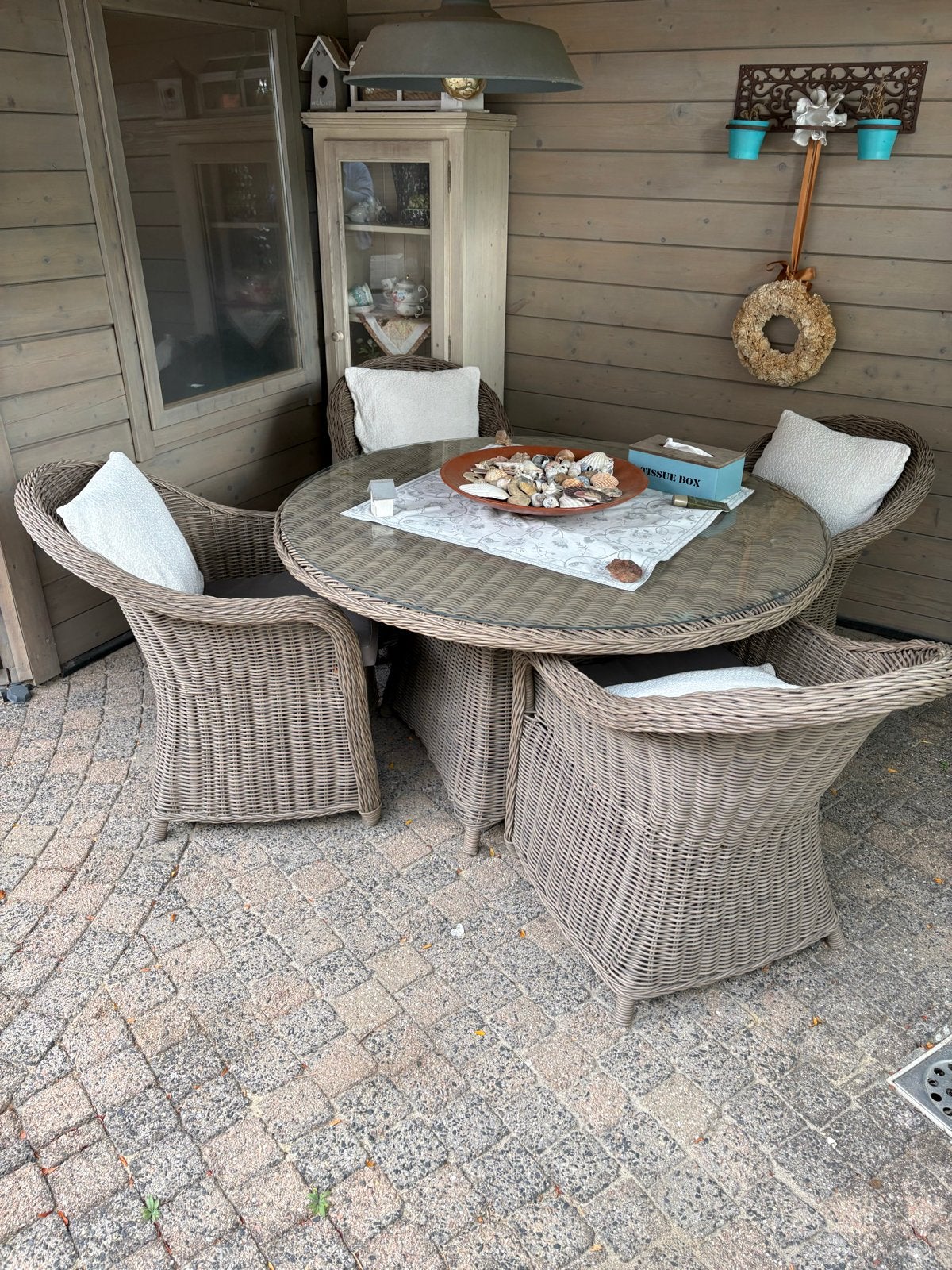 Tuintafel met glazen tafelblad +4 stoelen, Ophalen, Gebruikt, Rond, Overige materialen