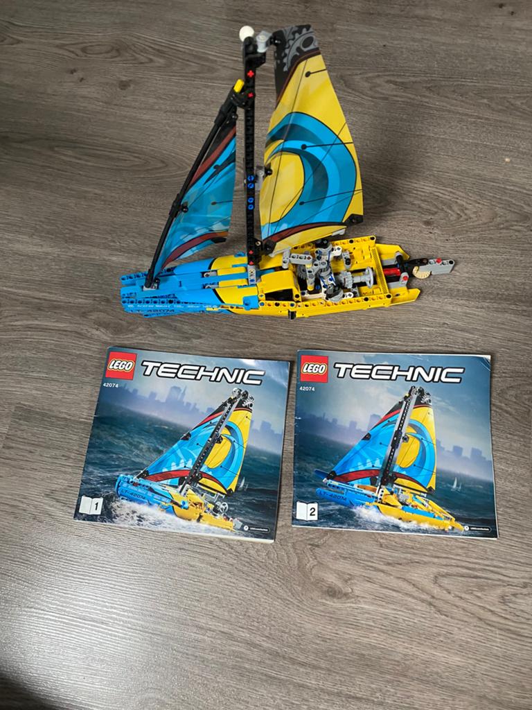 Complete lego technic zeilboot, Ophalen of Verzenden, Zo goed als nieuw