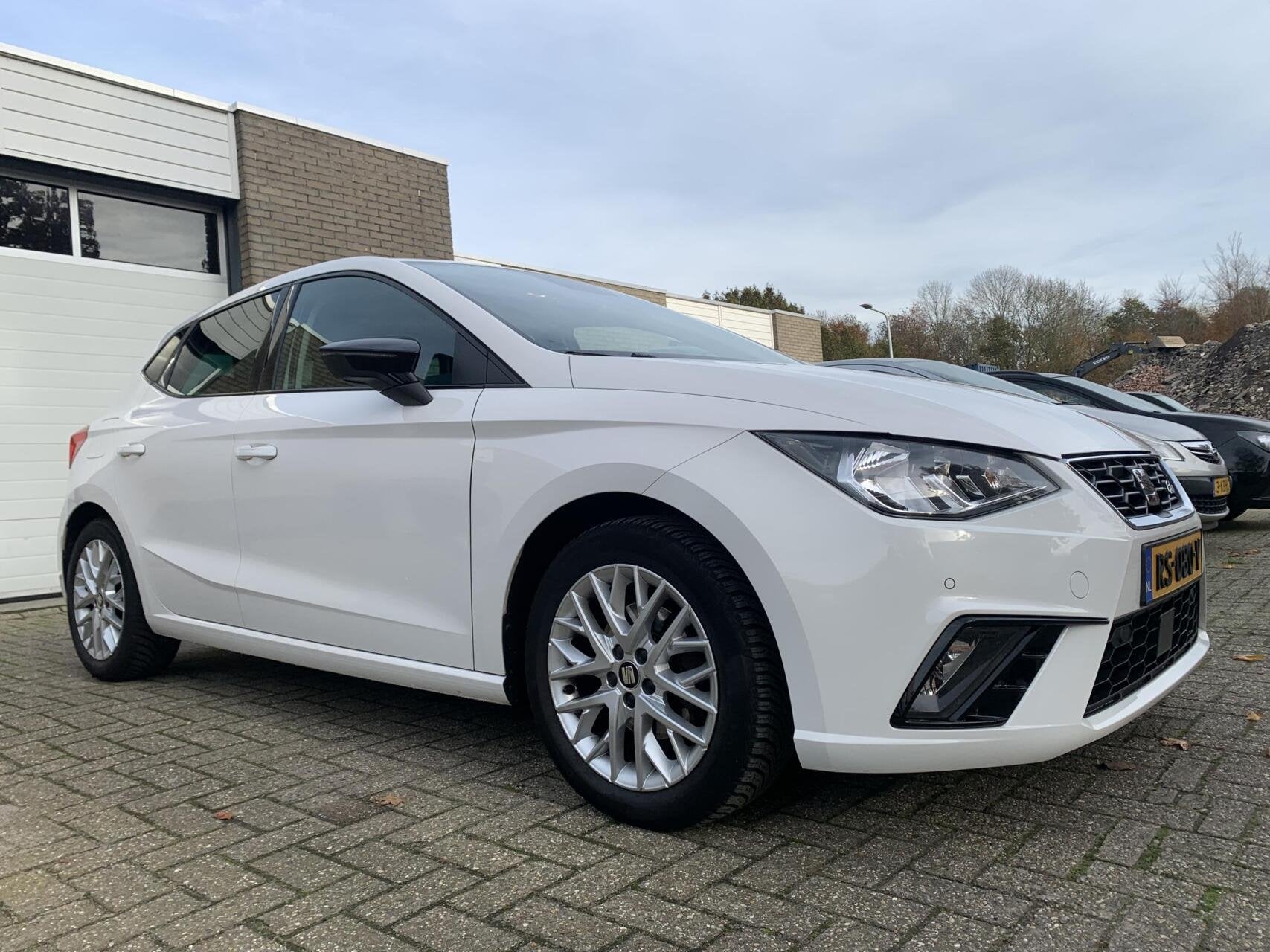 Seat Ibiza 1.0 TSI FR 116PK Carplay Adapt. Cruise Trekhaak A, Auto's, Seat, Stof, 116 pk, Origineel Nederlands, Bedrijf