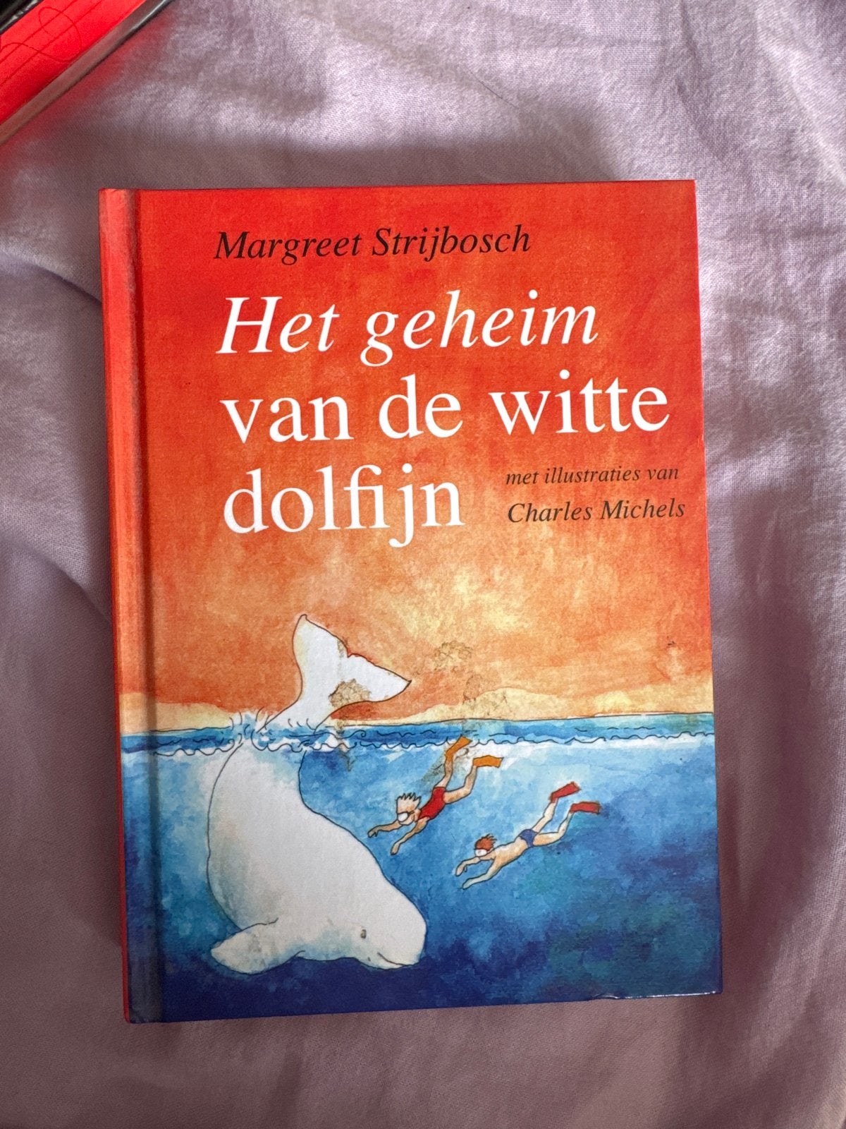 Het geheim van de witte dolfijn - Margreet Strijbosch, Ophalen of Verzenden, Nieuw, Fictie algemeen