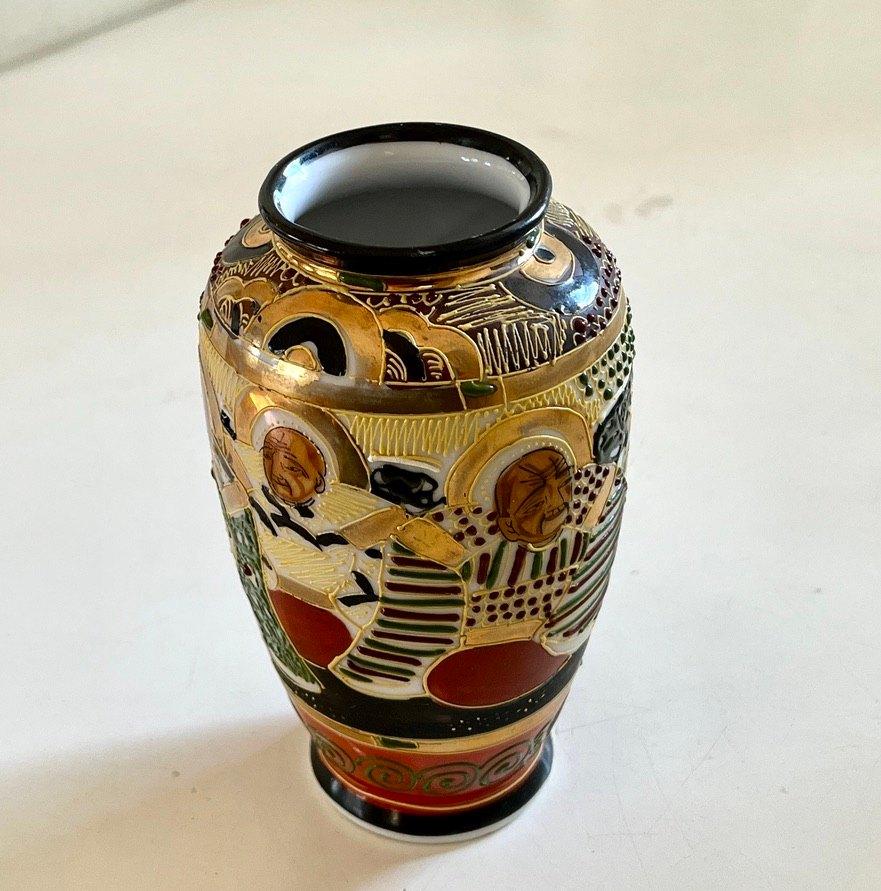 Japans porselein vaasje, Antiek en Kunst, Antiek | Vazen, Ophalen of Verzenden