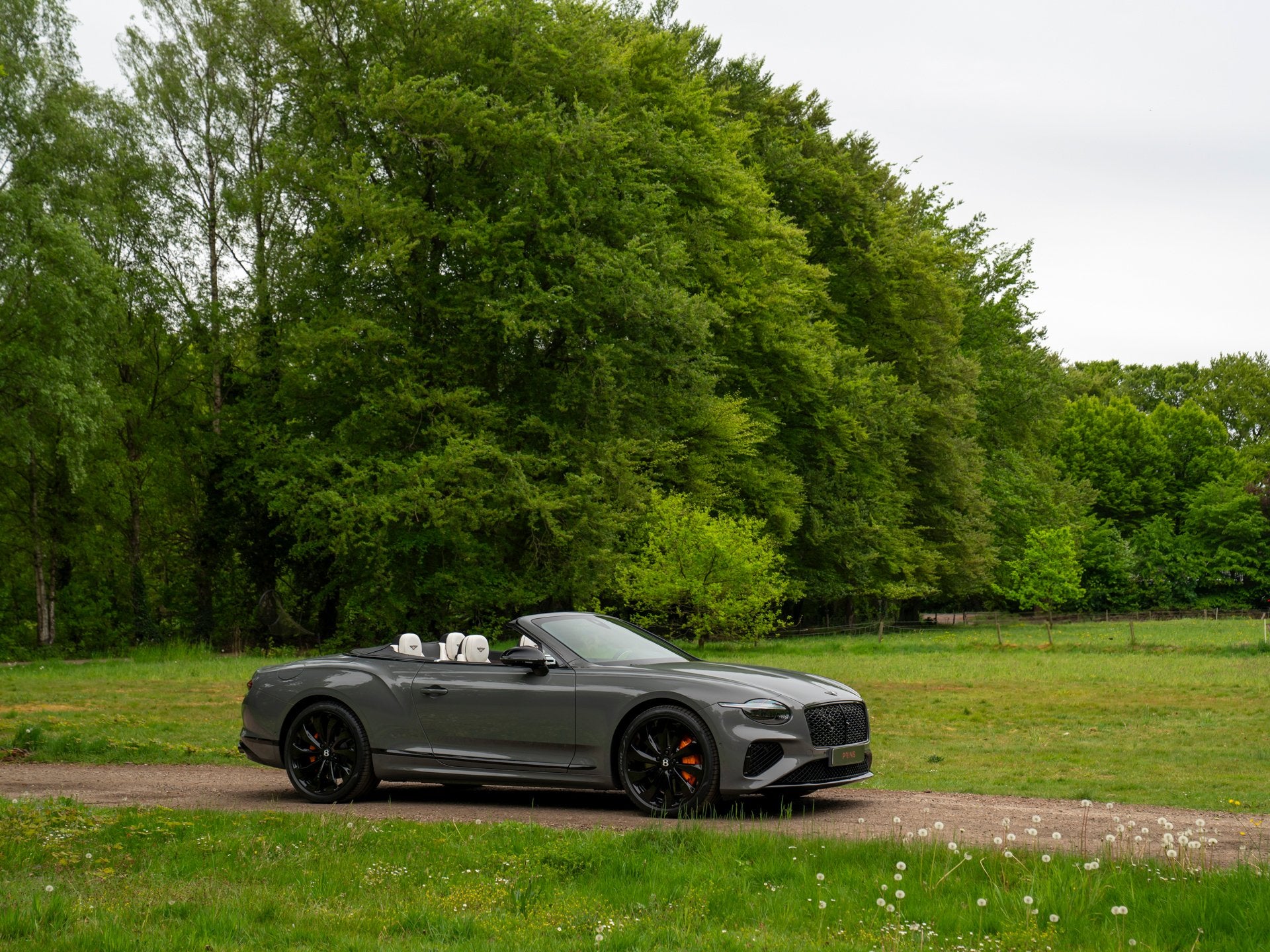 Bentley Continental GTC 4.0 V8 Hybrid | Naim | Mulliner | To, Auto's, Automaat, Dealer onderhouden, Verwarmde buitenspiegels, Gebruikt