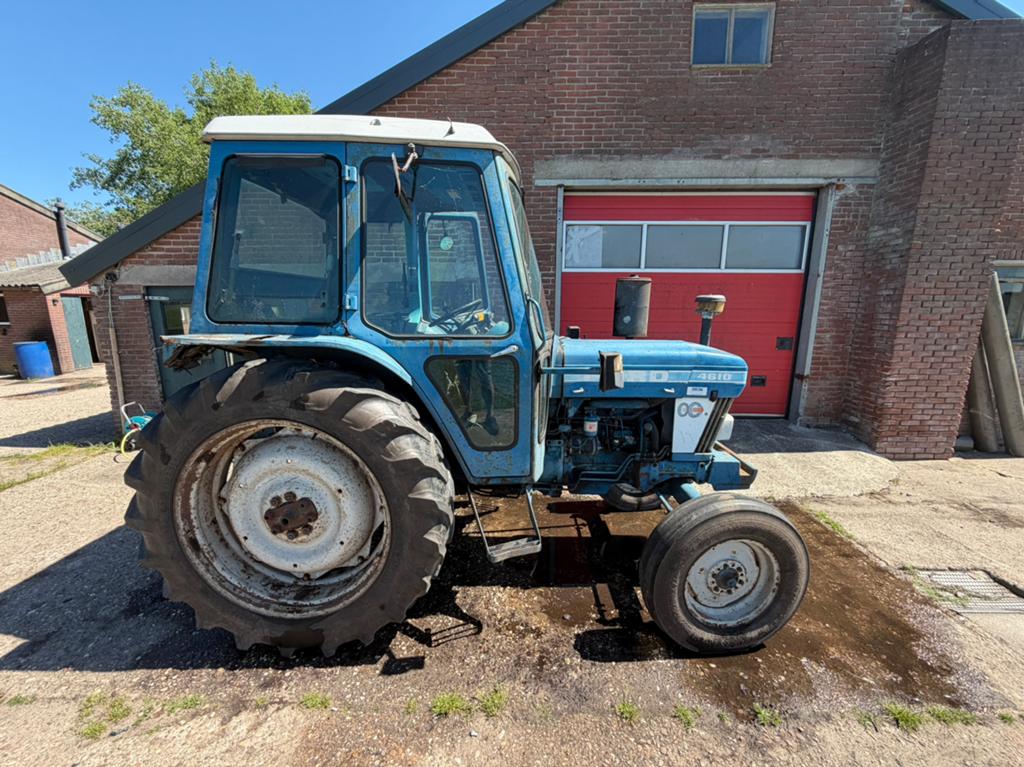 Ford 4610 + grondbakje & kenteken. Starten & lopen!, Zakelijke goederen, Agrarisch | Tractoren, Ophalen, Gebruikt, Tot 80 Pk, Ford