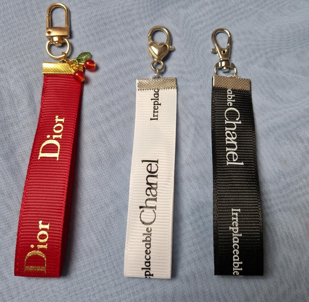 Nieuw fashon luxe sleutelhanger tashanger rood wit zwart, Ophalen of Verzenden, Nieuw, Merk