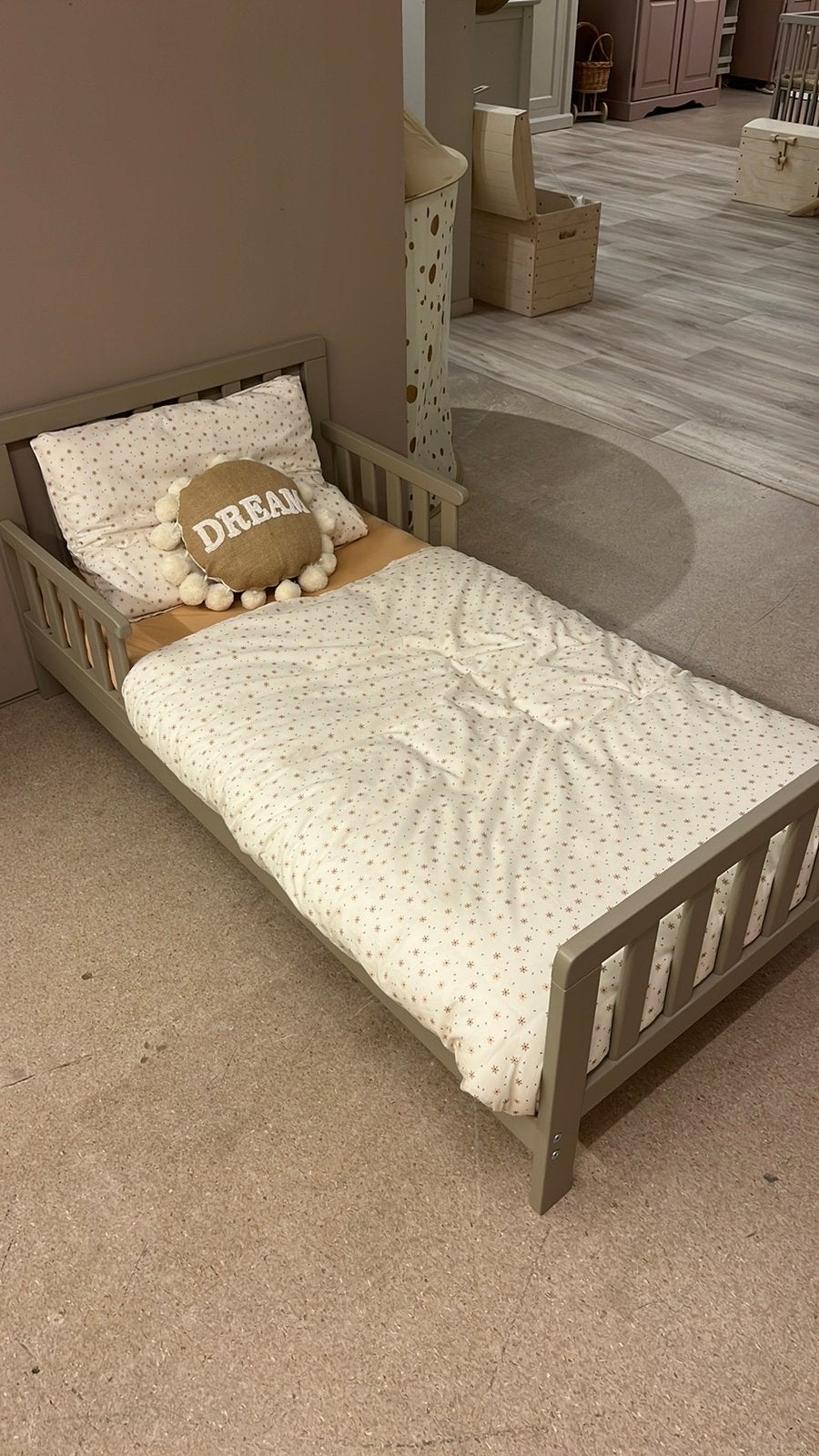 Peuterbed •Zoem•, Ophalen, Info@juffrouw-kwast.nl, 7443BS, Juffrouw Kwast
