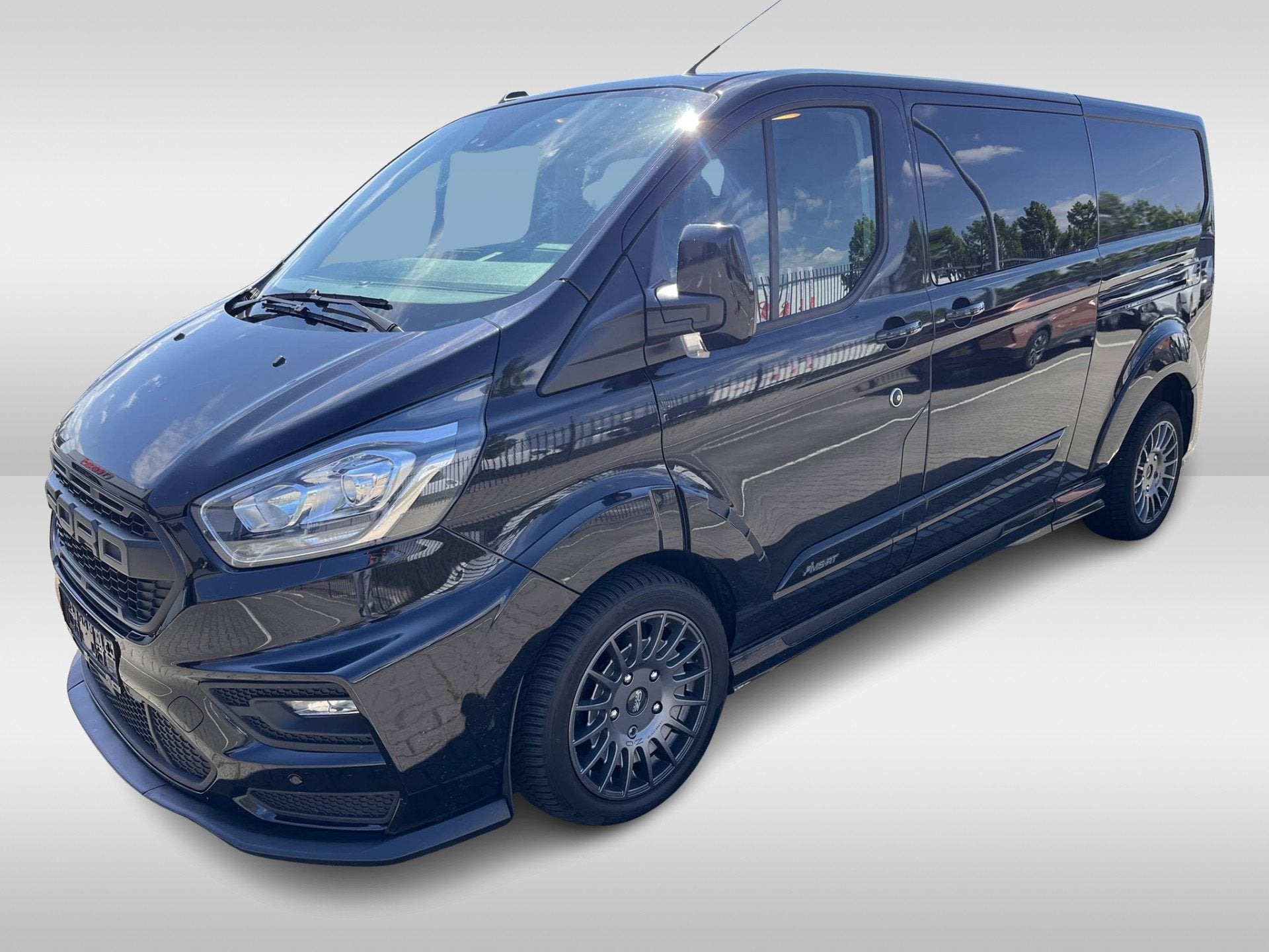 Ford Transit Custom 2.0 TDci L2 H1 170pk Automaat DC MS-RT (, Automaat, 1998 cc, Gebruikt, Zwart