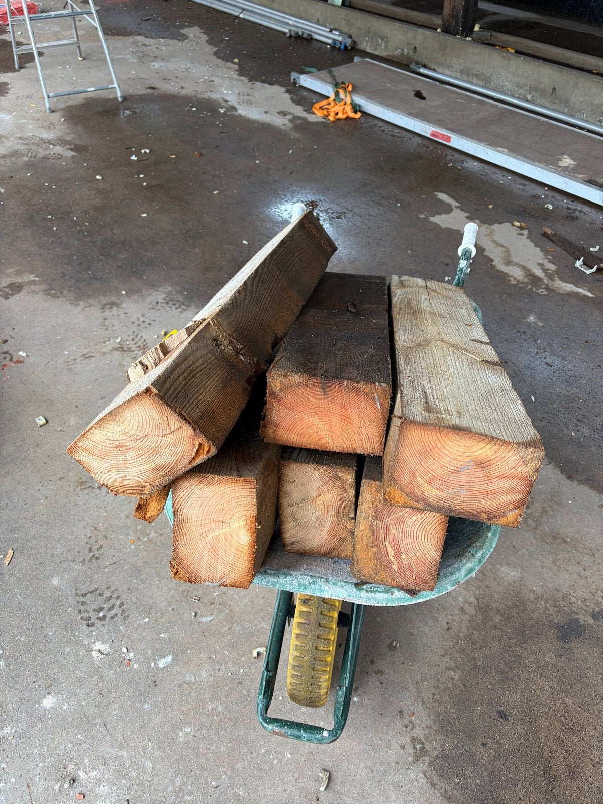 Sloophout / stookhout, Minder dan 3 m³, Ophalen, Overige houtsoorten, Blokken