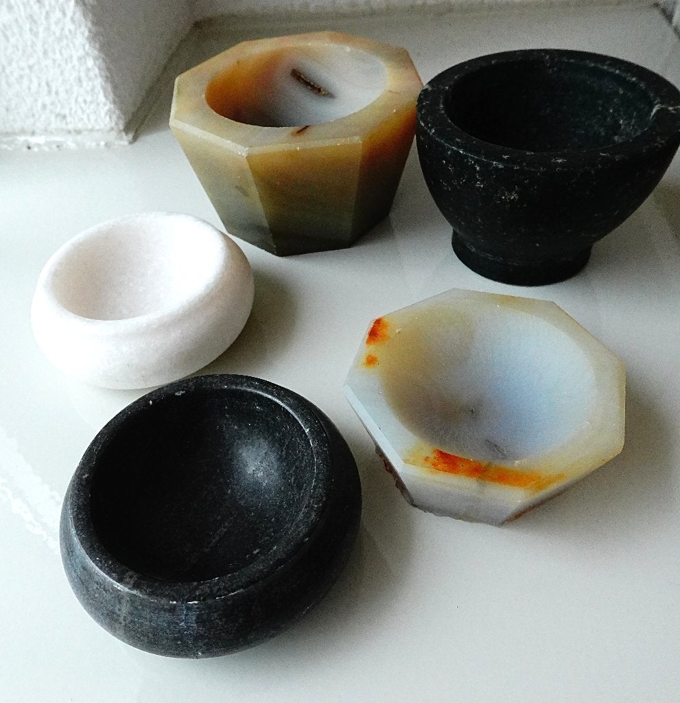 5 natuurstenen bakjes schalen kommen natuursteen kommetjes, Ophalen of Verzenden