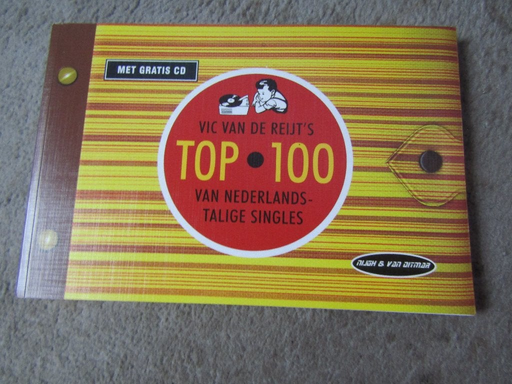 Boek:Vic van de Reijt's Top 100 van Nederlandstalige singles, Ophalen of Verzenden, Gelezen, Vic van de Reijt