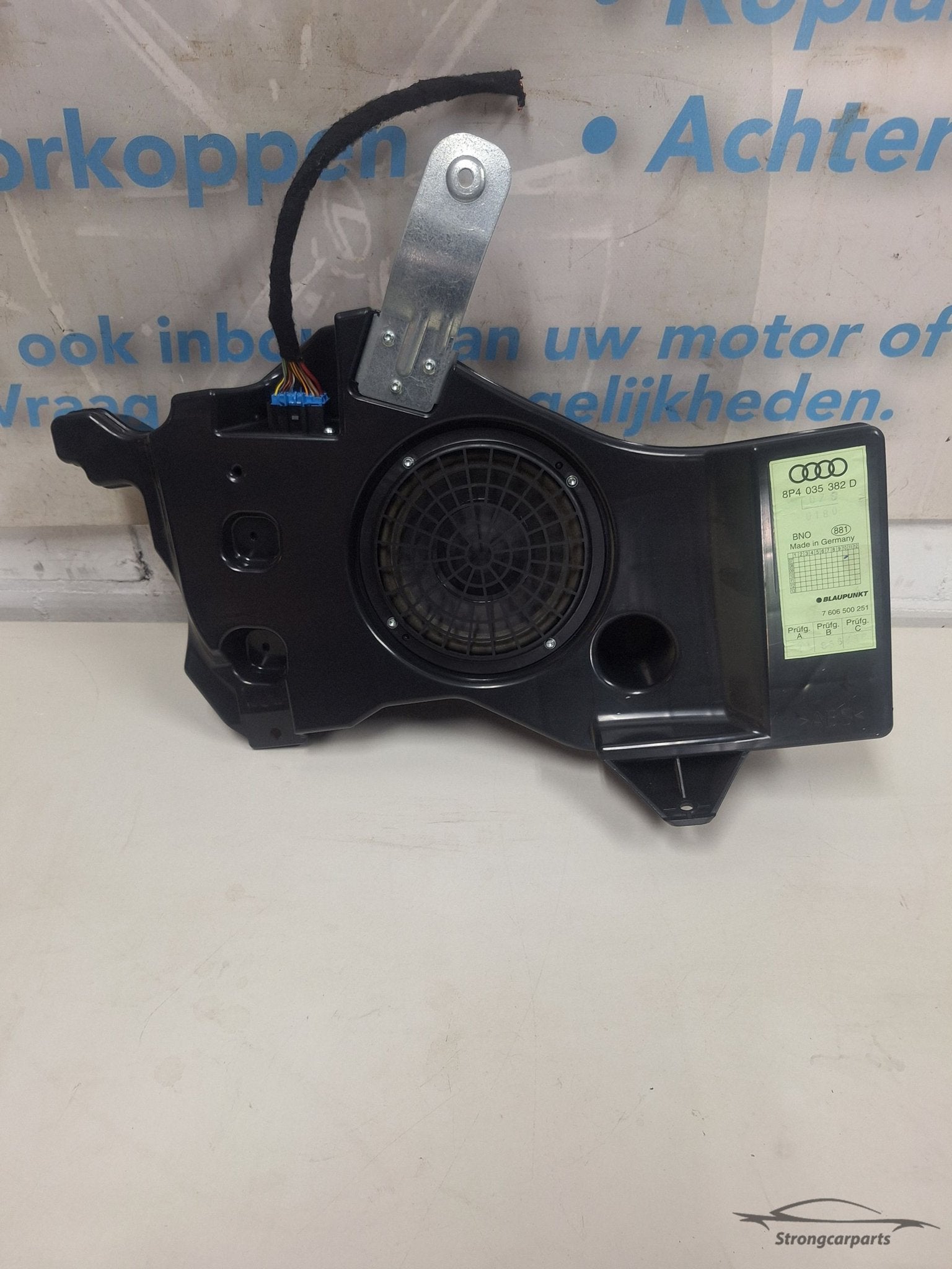 Subwoofer Audi A3 8P Blaupunkt 8P4035382D in goede staat., Ophalen of Verzenden, -, -, -