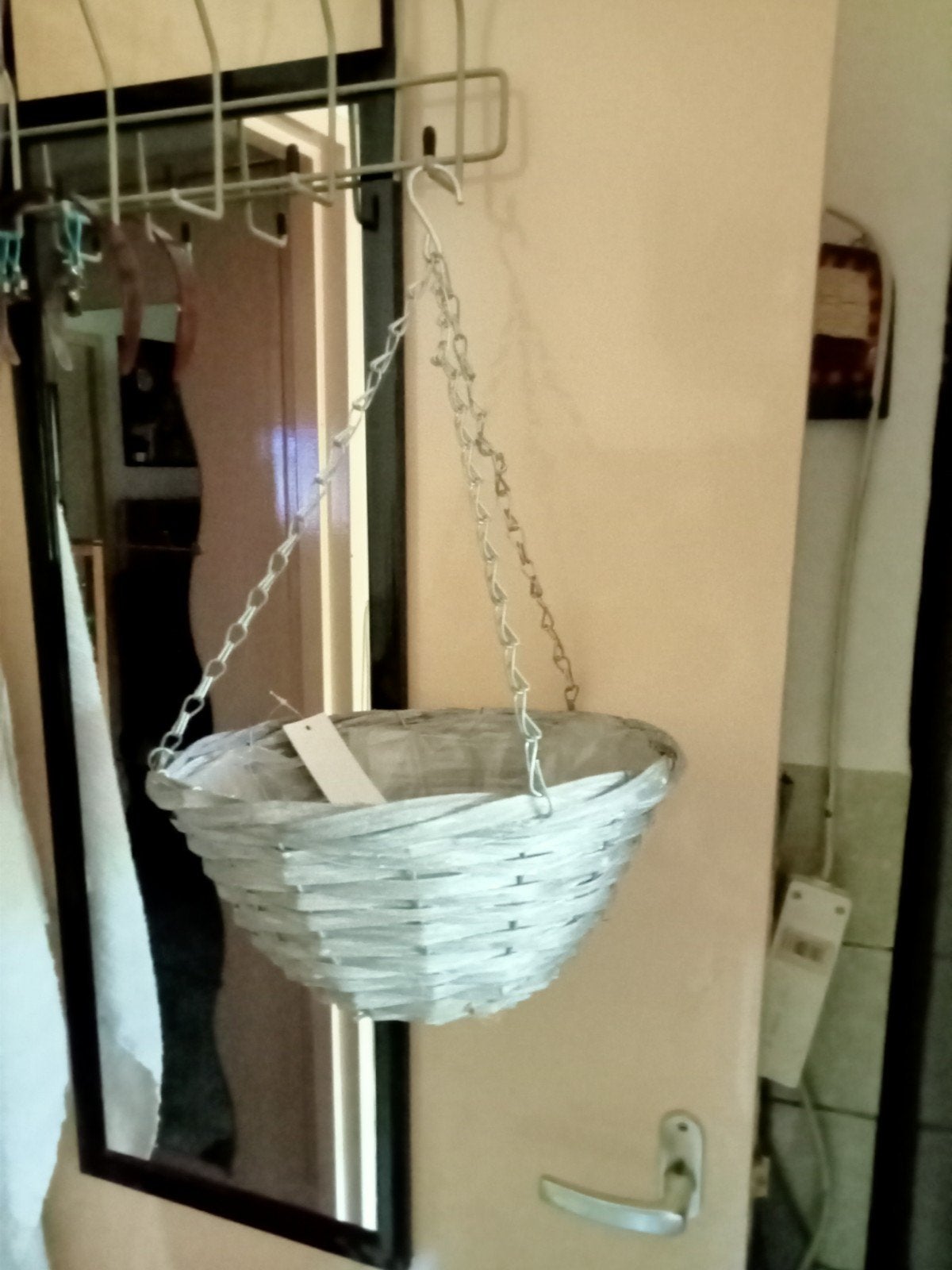 Nieuwe grote grijs rieten mand met ketting om op te hangen, Ophalen of Verzenden, Nieuw, Grijs