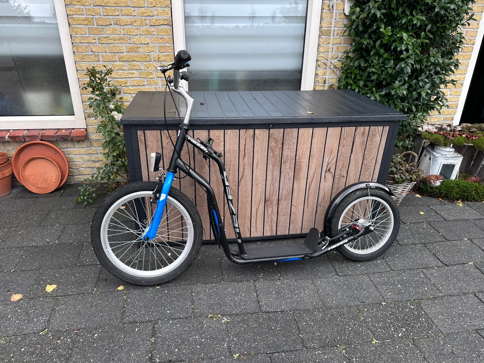 Yedoo Mezeq hondenstep, step voor volwassenen, Ophalen, Zo goed als nieuw, Gewone step