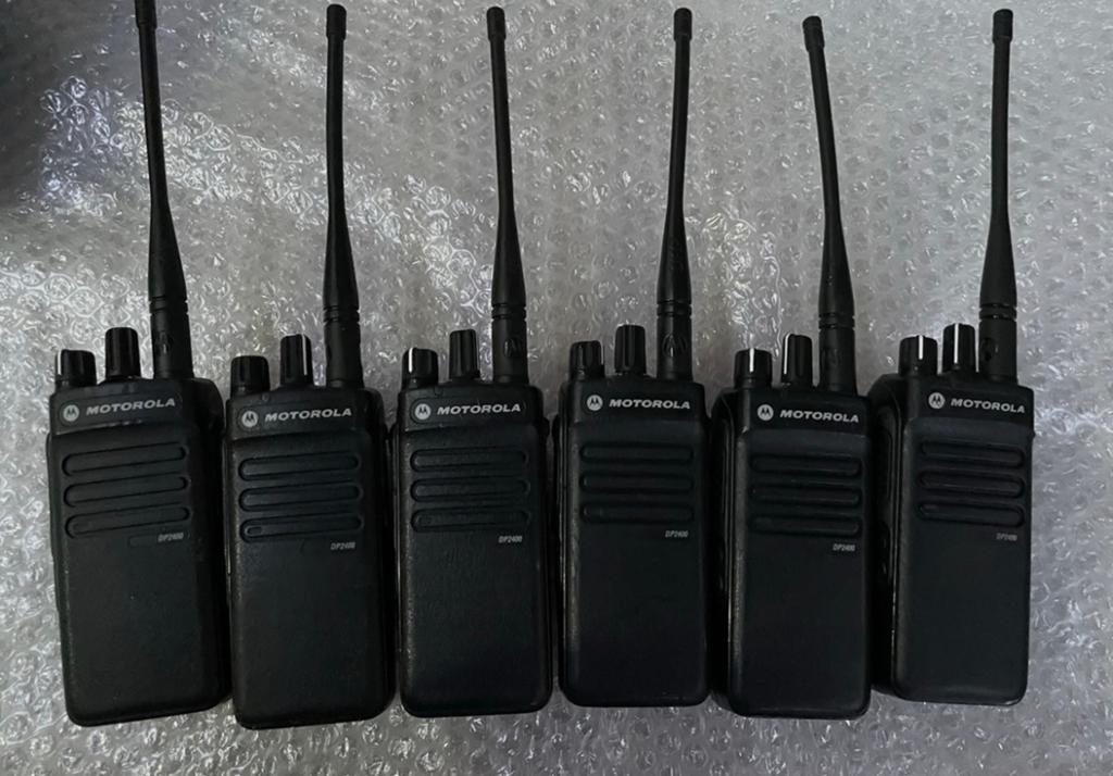 6  dp 2400 motorola, Telecommunicatie, Portofoons en Walkie-talkies, Verzenden, Zo goed als nieuw