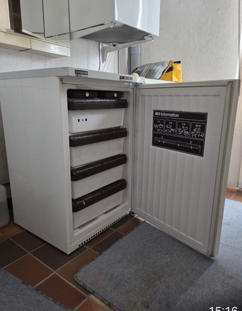LIEBHERR Diepvries kast met 4 lade, Witgoed en Apparatuur, Vriezers en Diepvrieskisten, Gebruikt, Minder dan 85 cm, Minder dan 60 cm