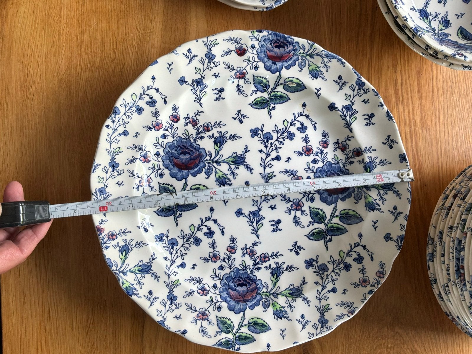 12 Johnson Brothers Rose Chintz diner borden dia 25 cm, Huis en Inrichting, Gebruikt, Overige merken, Vintage, Ophalen of Verzenden