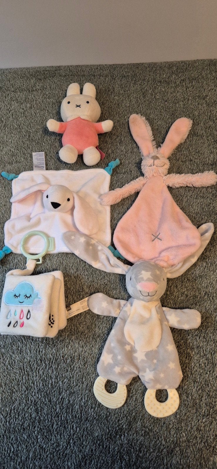 Konijn knuffels en knuffeldoekjes - set van 5, Gebruikt, Met geluid, Konijn, Nijntje