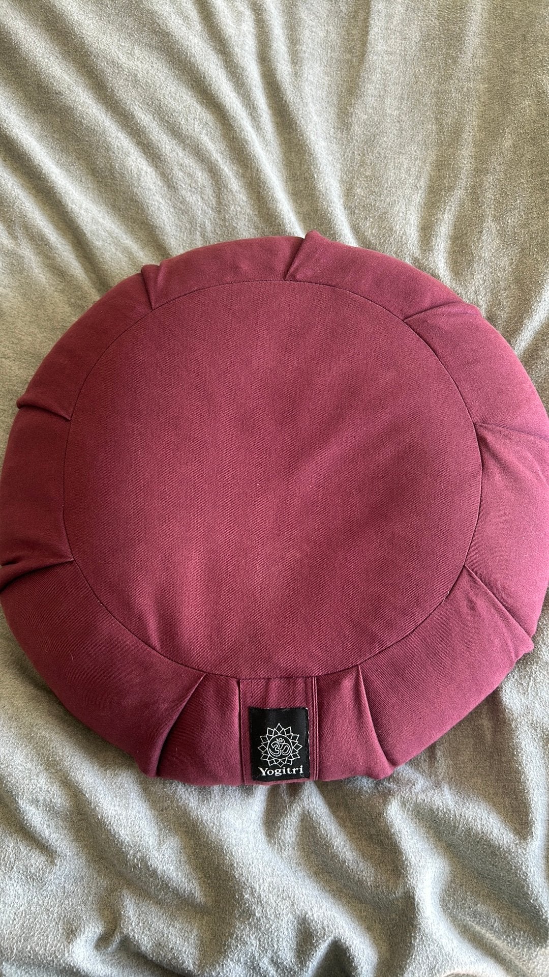Yogitri meditatie kussen aubergine / purperviolet 1, Ophalen of Verzenden, Gebruikt, Yoga-accessoire