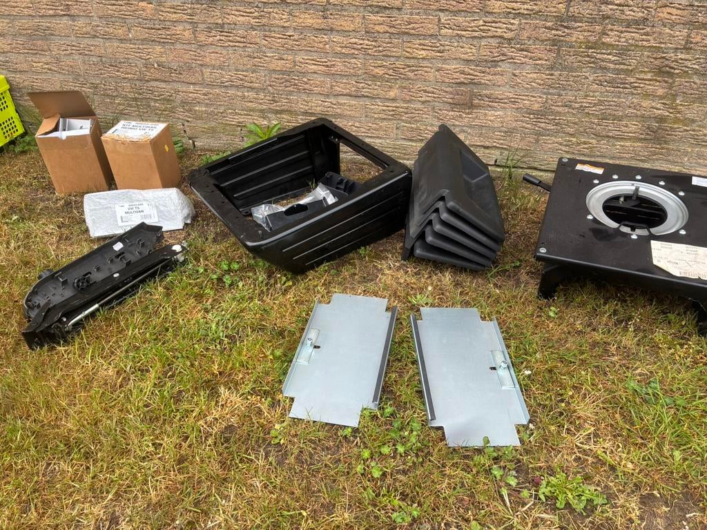 Draaiplateau Volkswagen t5 en t6 zie advertentie, Ophalen, Zo goed als nieuw, GDDR6, PCI-Express 4