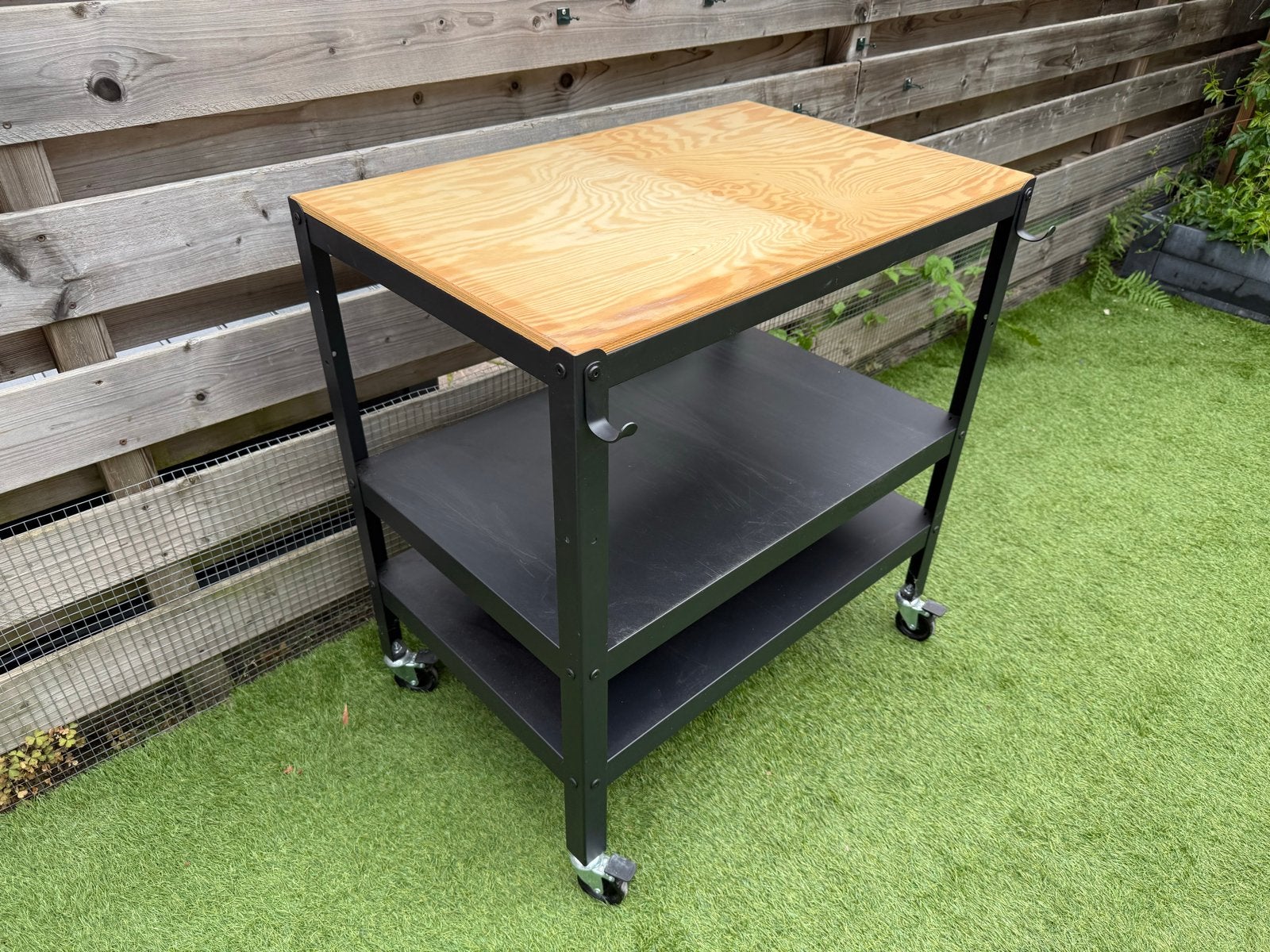 IKEA Bror roltafel/werkbank - 85x55 cm, Tuin en Terras, Ophalen, Gebruikt