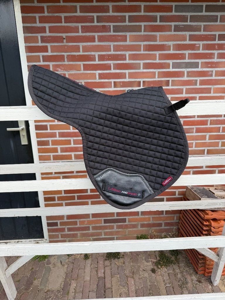 Lemieux dekje uitgesneden, Full (L), Ophalen of Verzenden, Zo goed als nieuw, Zwart