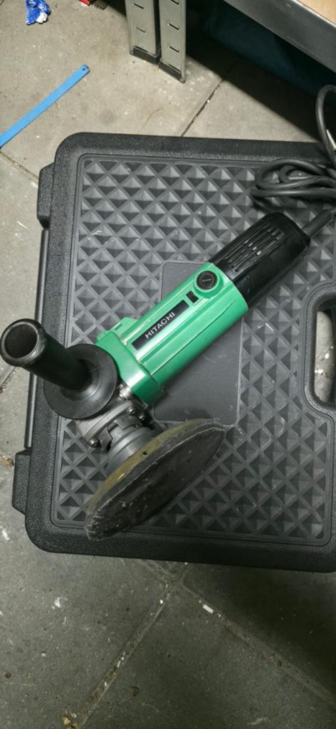 Hitachi SAV-150A Roterende schuurmachine, Doe-het-zelf en Verbouw, Gereedschap | Schuurmachines, Ophalen of Verzenden, Gebruikt