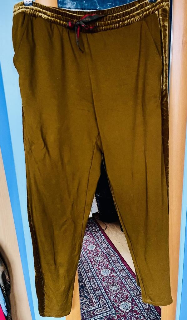 mooie bruine jogger Expresso 42/44 zgan, Bruin, Maat 42/44 (L), Zo goed als nieuw, Lang