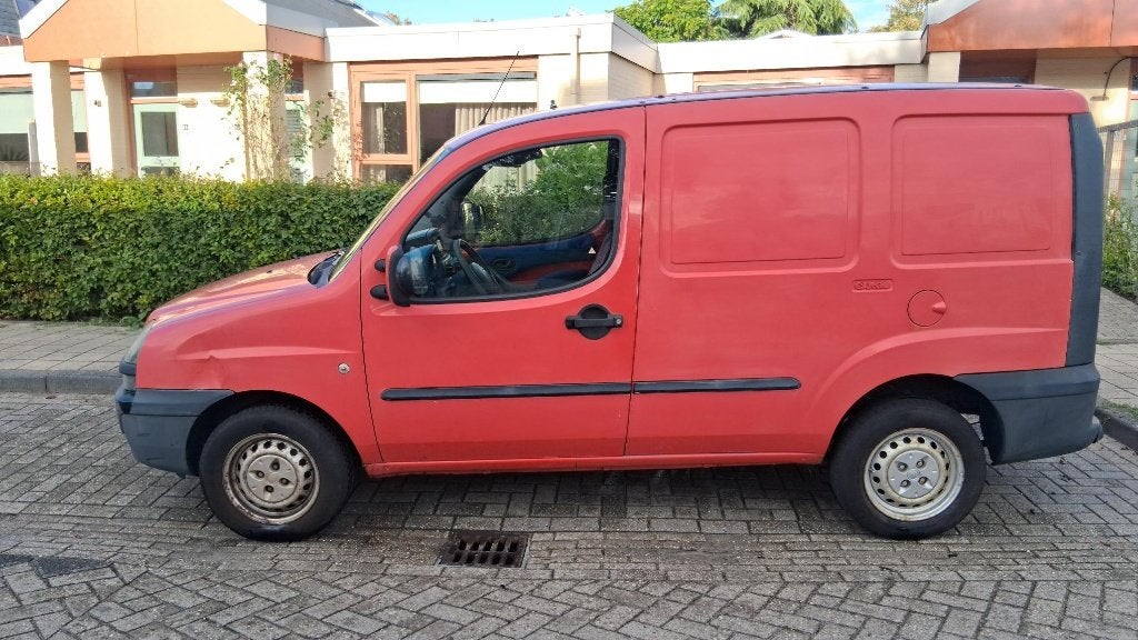 Fiat Doblo 1.9 JTD Cargo | L1H1 | Trekhaak | Airco | BTWVRIJ, Auto's, Voorwielaandrijving, Stof, Trekhaak, 4 cilinders