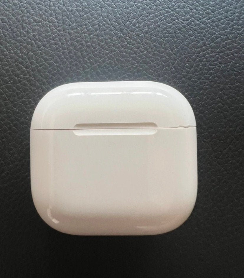 Airpods 4 Case, Telecommunicatie, Mobiele telefoons | Oordopjes, Bluetooth, Ophalen of Verzenden, Zo goed als nieuw, Apple
