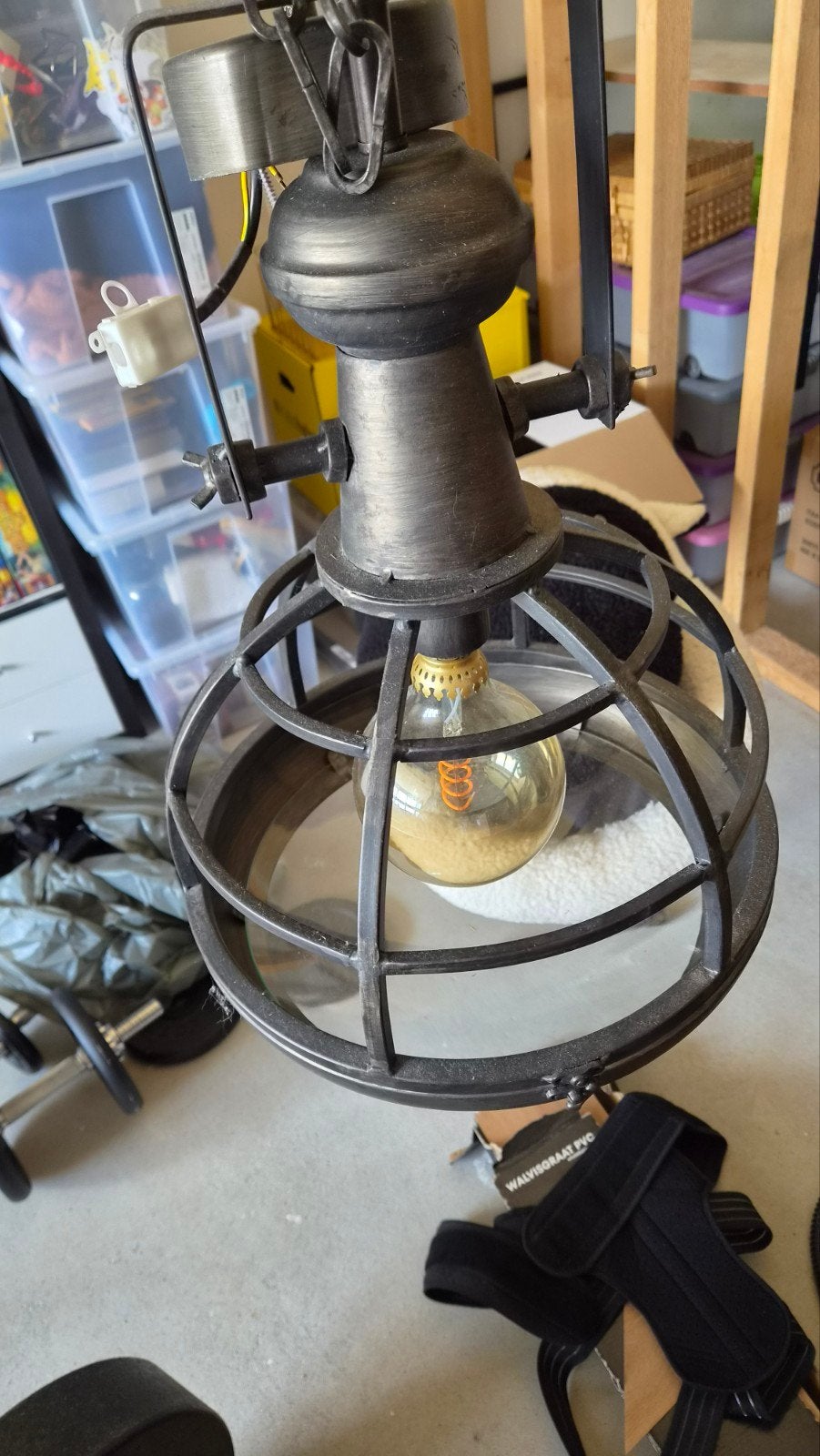 Gratis Industriële hanglamp met glazen kap, Ophalen, Gebruikt, E27 (groot), Glas
