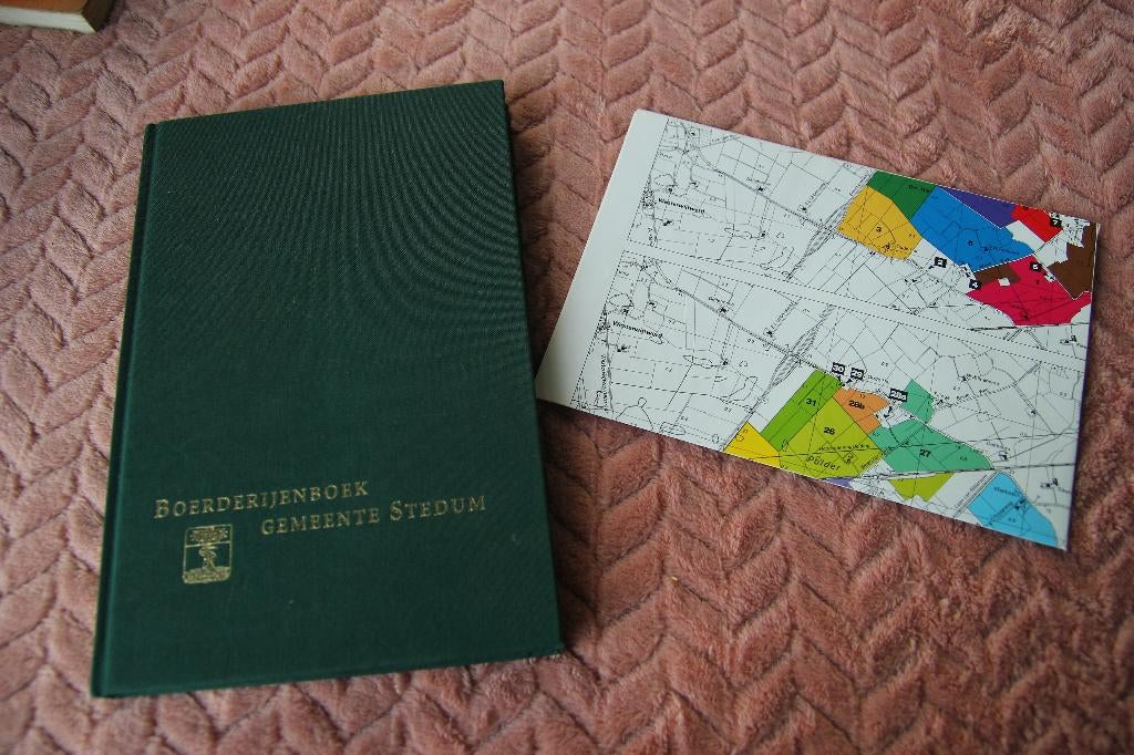 Boerderijenboek  gemeente Stedum, Boeken, Ophalen of Verzenden, Gelezen