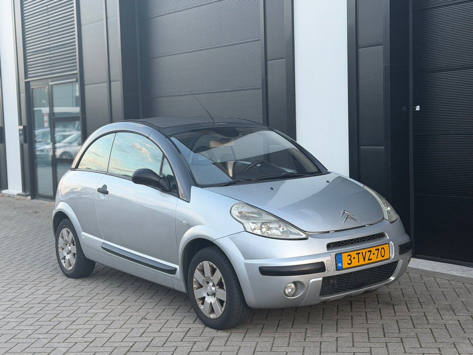 Citroën C3 1.6 I 16V Pluriel  2003 Grijs Airco Automaat, Auto's, 15 km/l, 4 cilinders, Cabriolet, 4 stoelen