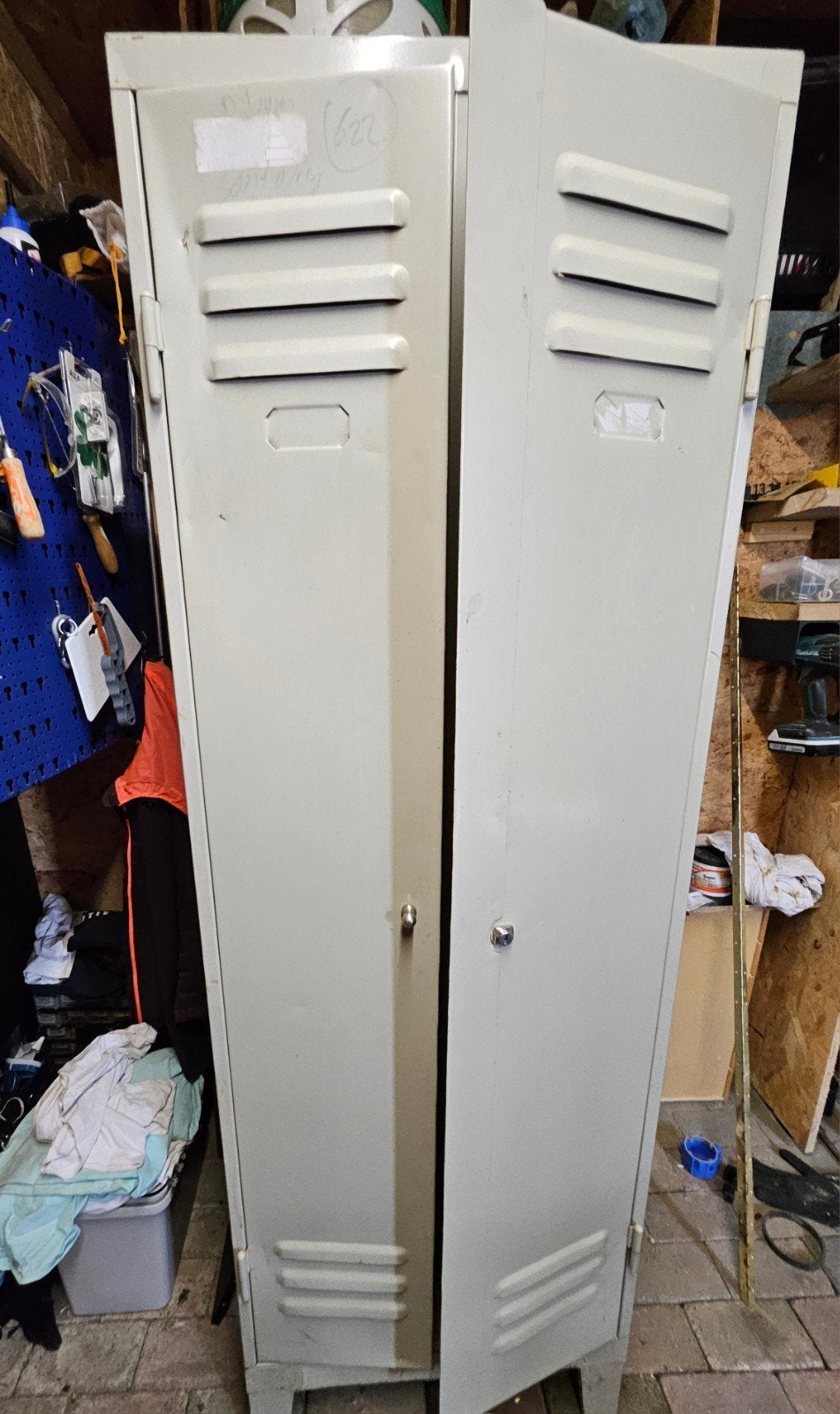 Metalen locker/kast - Ideaal voor garage of werkplaats, Ophalen, Gebruikt, Industrieel