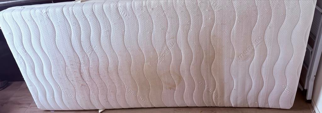 2 gratis matrassen 90x210, Huis en Inrichting, Slaapkamer | Matrassen en Bedbodems, Ophalen, Gebruikt, 90 cm, Eenpersoons