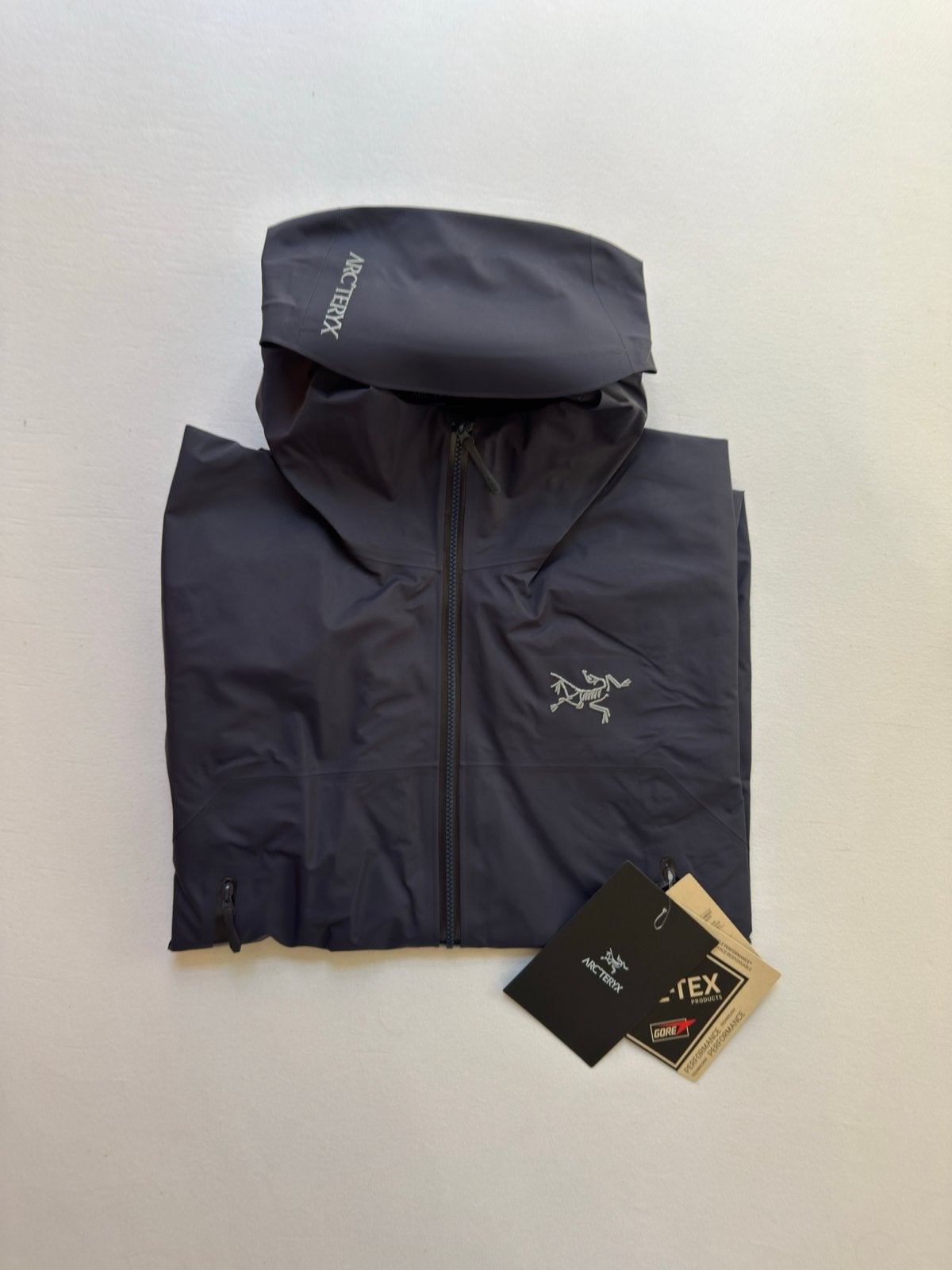 Gloednieuwe Arc'teryx Beta Jas - Maat M, Ophalen of Verzenden, Nieuw, Maat 48/50 (M), Blauw