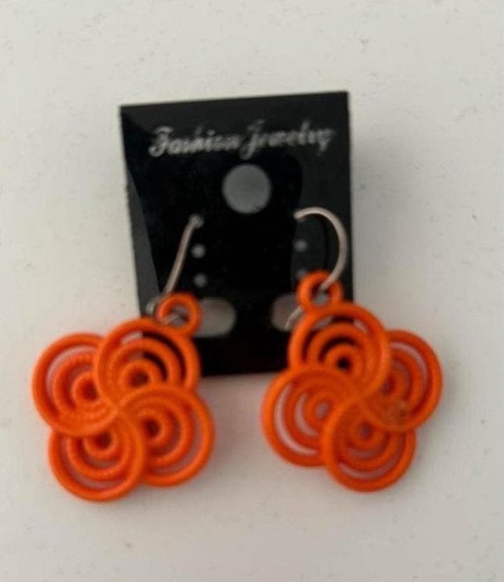 Nieuwe aparte oranje oorbellen, Sieraden, Tassen en Uiterlijk, Oorbellen, Overige materialen, Hangers, Nieuw, Oranje