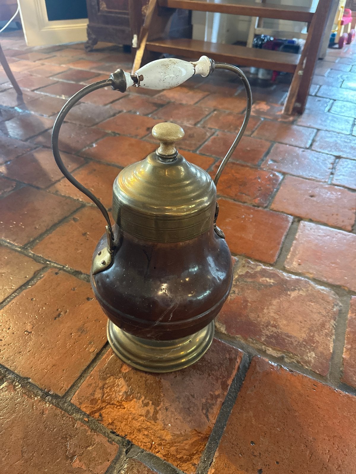 Oude koperen kolenkit  met messing en porseleinen handvat”., Ophalen, Koper