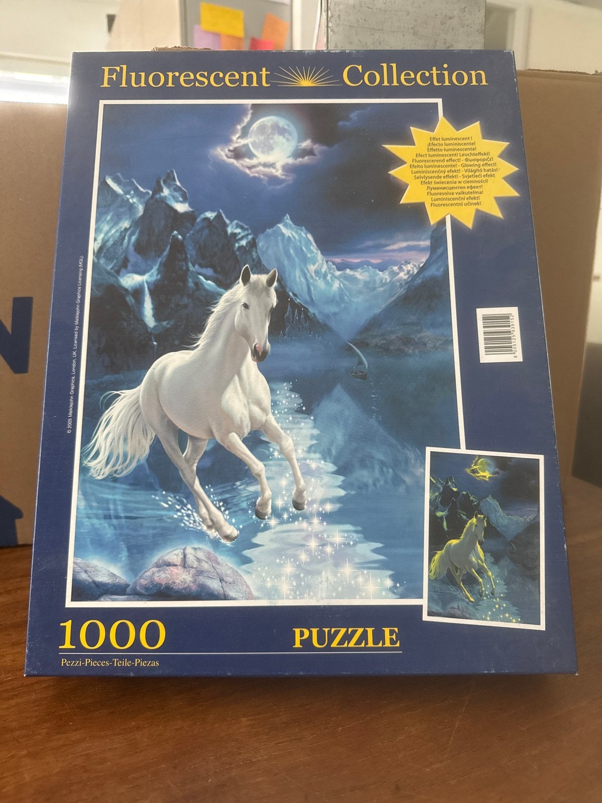 Fluorescerende Puzzel 1000 Stukjes - Wit Paard, Ophalen of Verzenden, 500 t/m 1500 stukjes, Gebruikt, Legpuzzel