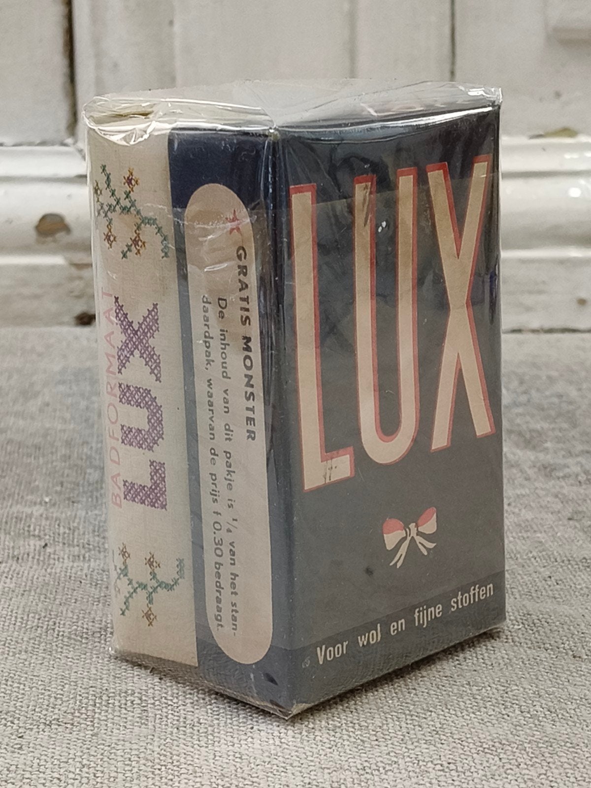 oud pakje Lux badzeep+ waspoeder, Ophalen of Verzenden, Gebruikt