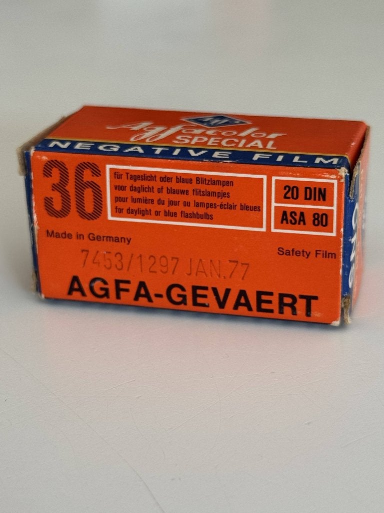 Agfacolor Special expired film 1977 kleurennegatief 35mm, Audio, Tv en Foto, Ophalen of Verzenden, 35mm film