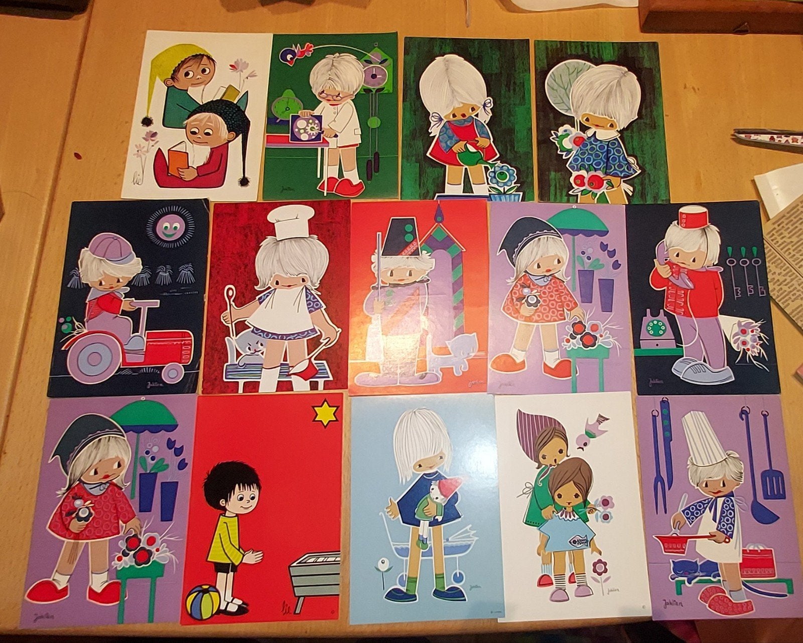 Vintage Ansichtkaarten Jaklien Moerman –14 stuks, Verzamelen, Ophalen of Verzenden, 1960 tot 1980, Ongelopen, Kinderen