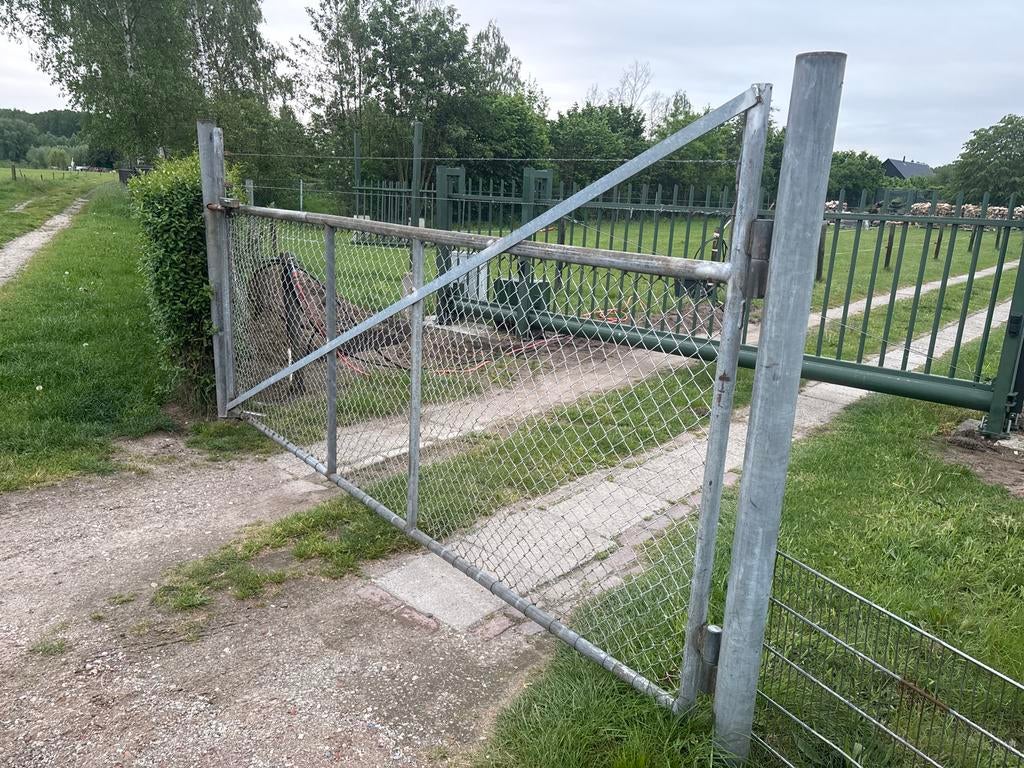 Robuuste weide poort met cilinderslot, Tuin en Terras, Ophalen, Gebruikt, IJzer, Overige typen