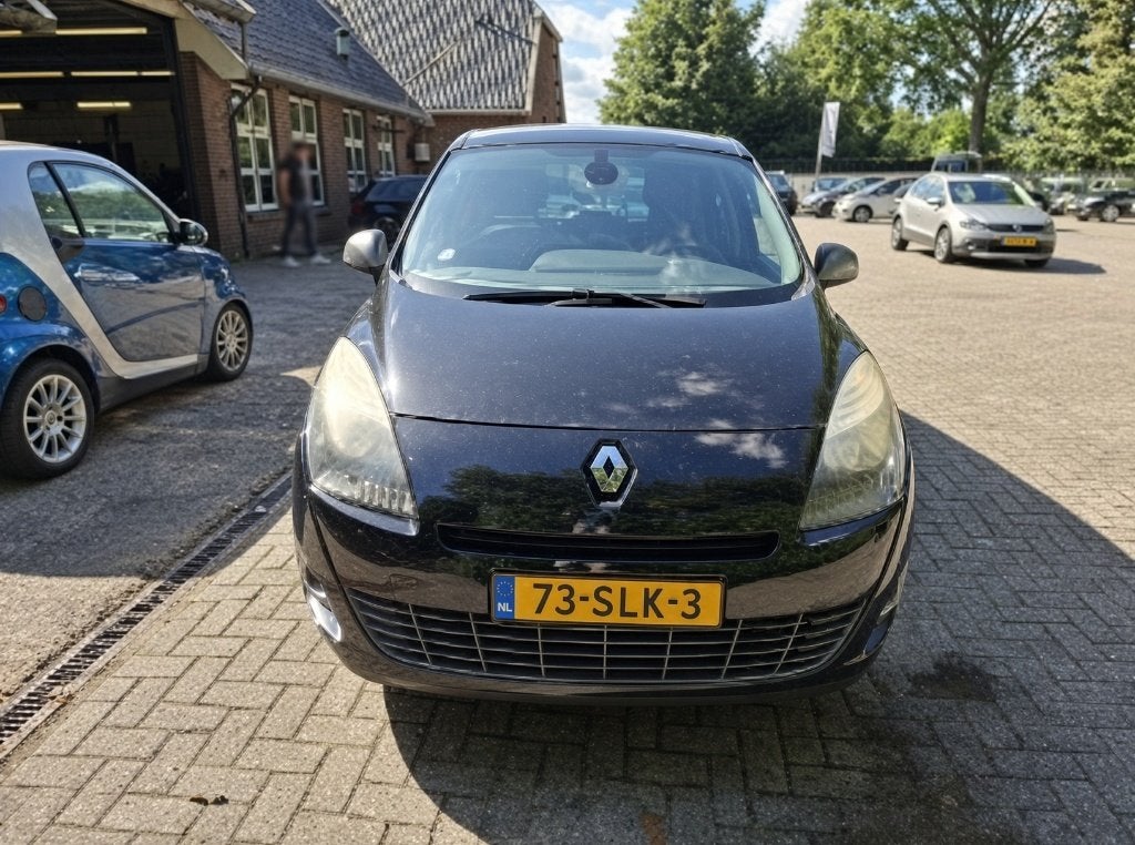 Renault Scénic 2011 Nieuwe APK + banden koppakking lek, Voorwielaandrijving, 745 kg, Stof, Zwart