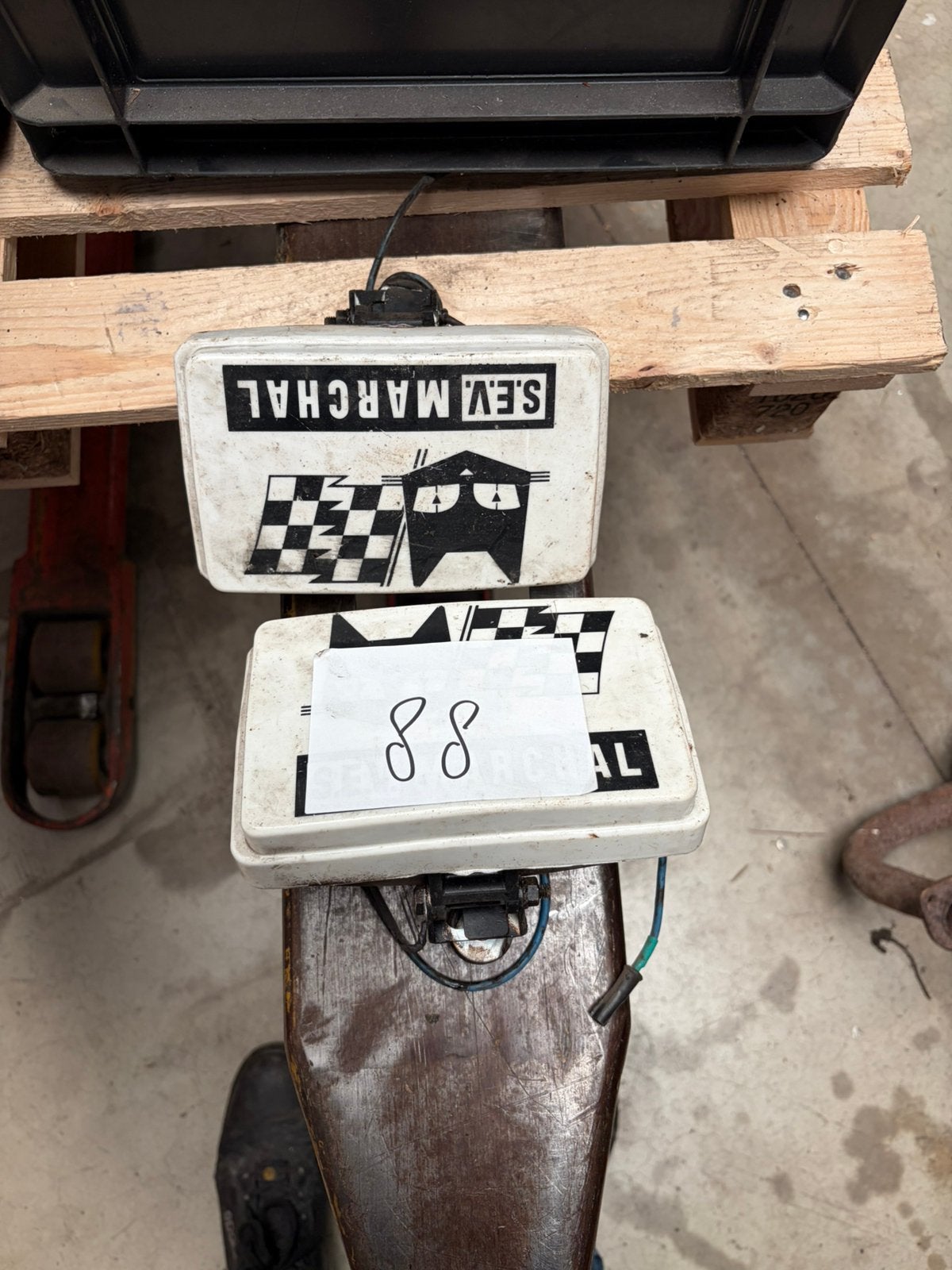 Sev marchal breedstralers onbeschadigd, Ophalen of Verzenden, Gebruikt, Oldtimer onderdelen