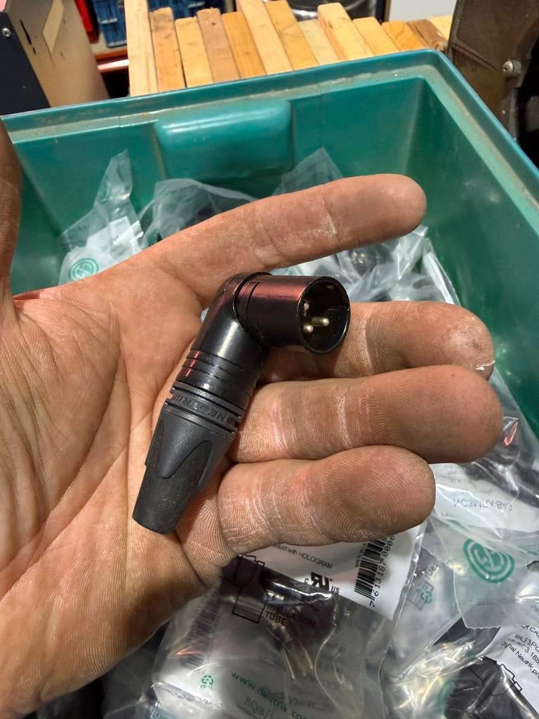 Neutrik nc3mrx haakse xlr male plug 92 stuks, Ophalen of Verzenden, Nieuw, Apparatuur