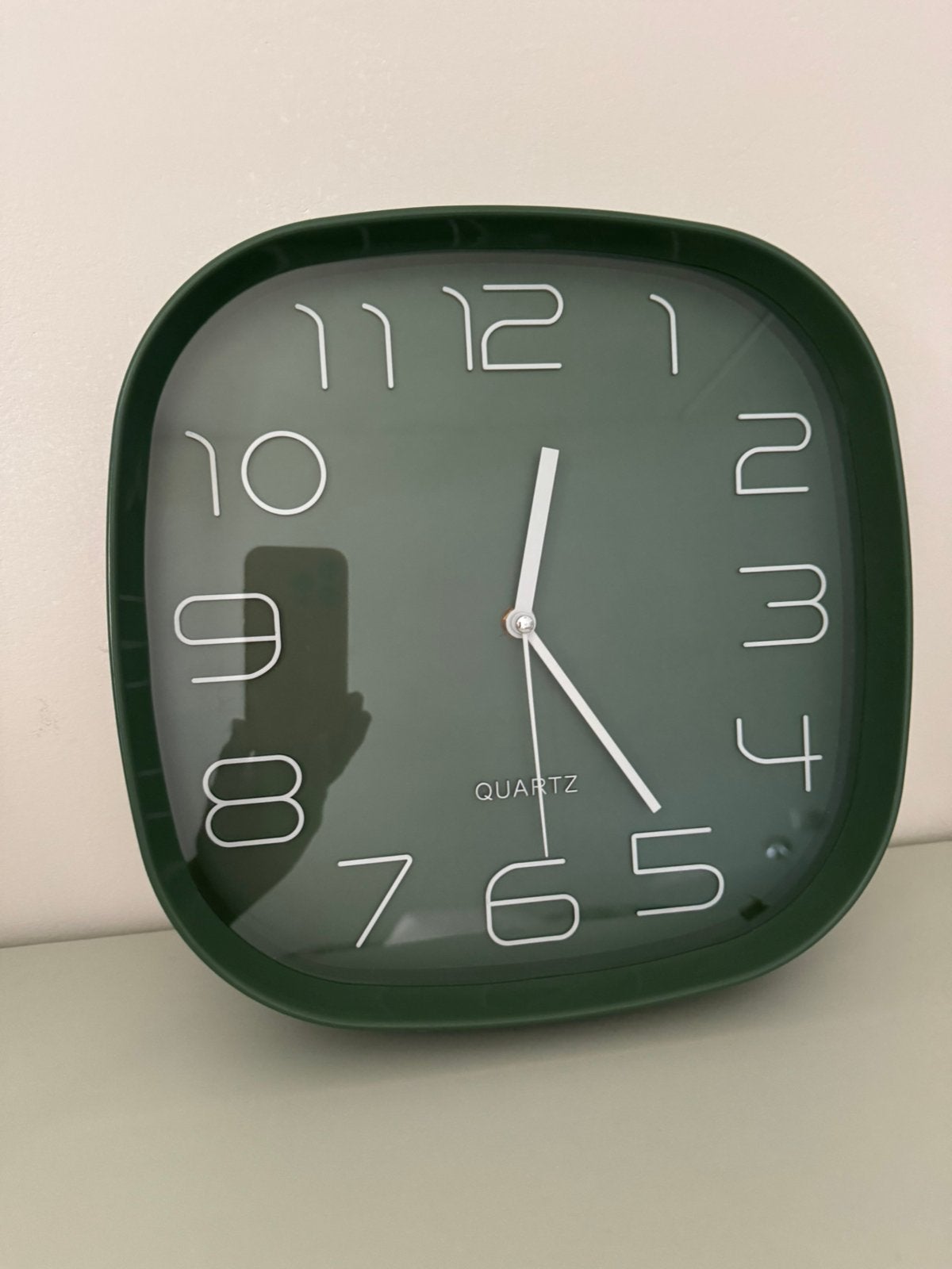 Wandklok groen merk HOOM style, Ophalen, Wandklok, Analoog, Werkt op batterijen